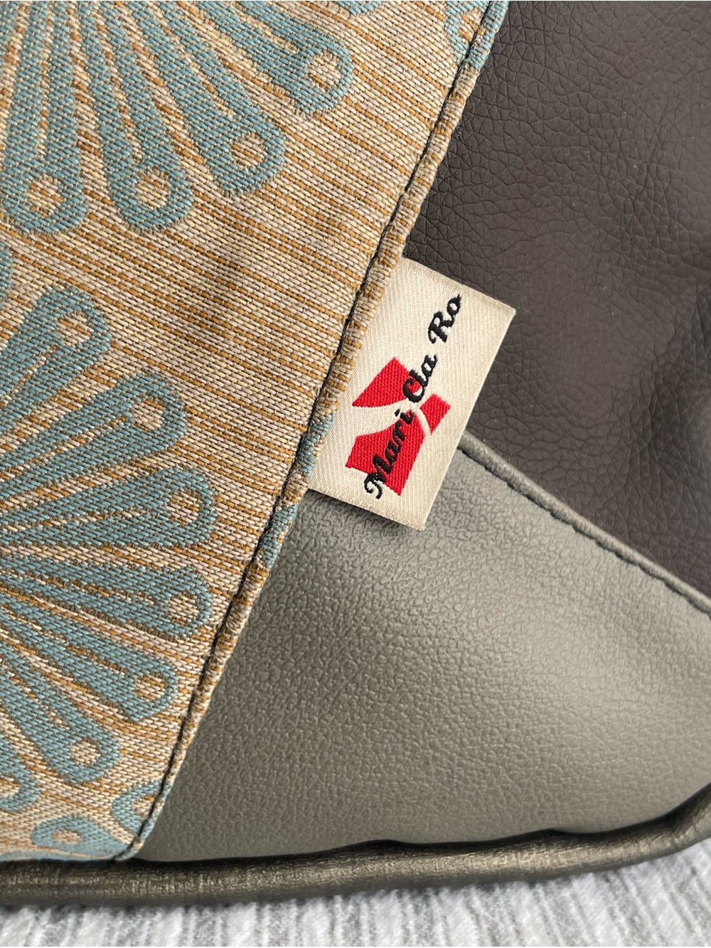 MARI CLA RO Upcycled Seatbelt & Vegan Leather Messenger Bag Unique Utility #787 - Picture 4 of 10